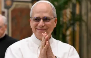 A missa de inauguração do pontificado do papa Leão XIV será celebrada no domingo (18) às 10h (5h no horário de Brasília), na praça de São Pedro, no Vaticano.