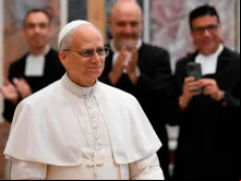 Papa Leão XIV em encontro hoje (15) com os Irmãos das Escolas Cristãs, no Vaticano.