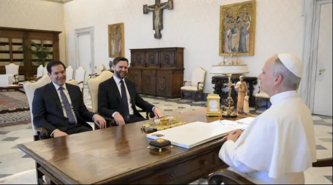 Papa Leão XIV recebe J.D. Vance e Marco Rubio no Vaticano em 19 de maio de 2025 ?? 