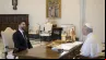 Papa Leão XIV se encontra ontem (19) com o vice-presidente dos EUA, J.D. Vance, no Vaticano.