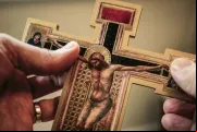 Crucifixo. Imagem de referência.