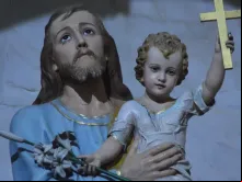 Imagem referencial de São José e do Menino Jesus. Crédito: Pixabay.