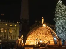 Presépio e árvore de Natal no Vaticano (2022