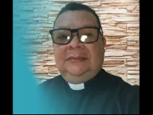 Padre Ivanildo Oliveira Almeida.