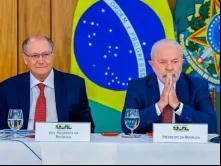 Lula e Alckmin em encontro sobre combate à violência nas escolas, no dia 18 de abril de 2023. Foto: Instagram