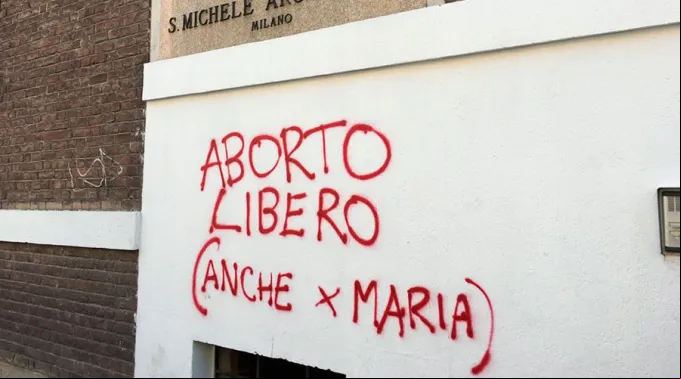 AbortoMilan_Facebook_ParrocchiaSanMicheleArcangeloSantaRita310517.jpg ?? 