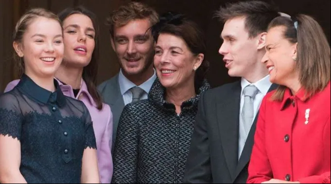 AlexandraHannover-FacebookPalais-Princier-de-Monaco---Princess-Palace-of-Monaco-0110118.jpg ?? 