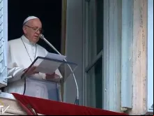 Papa Francisco durante a oração do Ângelus.