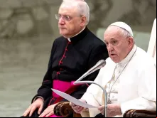 Papa Francisco pronuncia a catequese.