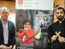 Javier Menéndez Ros, diretor de Ajuda à Igreja que Sofre na Espanha (à direita) e Pe. Naim Shoshandy, sacerdote sírio- católico.