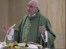 Papa na Missa.