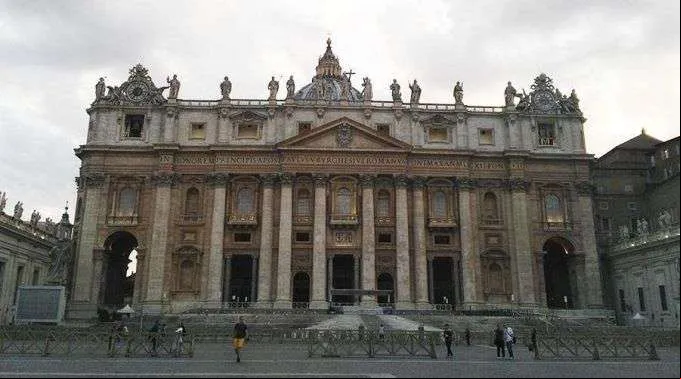 BAsilicaSanPedro_XimenaRondonACIprensa_091117.jpg