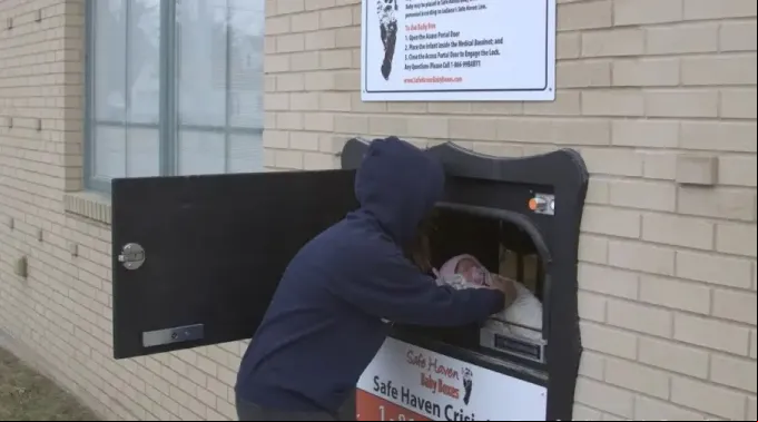 BabyBoxKentucky_250223.jpg ?? 