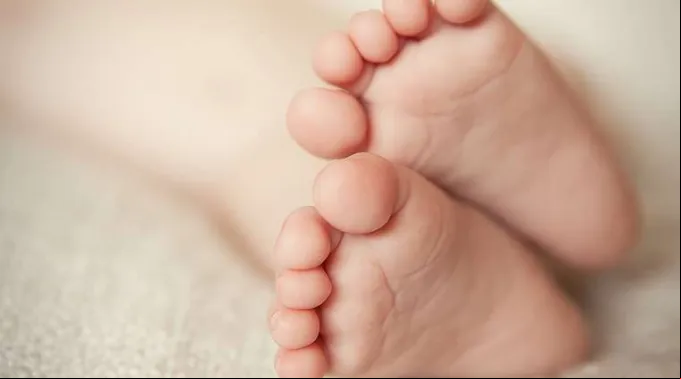 Baby_feet_Credit_Eleonora_os_Shutterstock_CNA.jpg ?? 