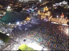 Basílica de Guadalupe e arredores na noite de 11 de dezembro.