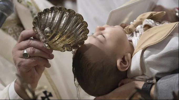 BautismoLOsservatoreRomano.jpg ?? 