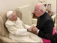 Papa emérito Bento XV e monsenhor sco Camaldo, 24 de novembro de 2022