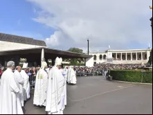Bispos consagram Igreja em Portugal ao Sagrado Coração de Jesus.