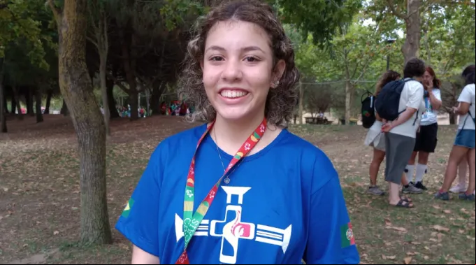 Brasileir-acomemora-15-anos-na-JMJ_Natalia-Zimbrao.jpg ?? 