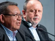 Pe. Justino Sarmento Rezende, durante sua intervenção.