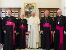 Bispos da COMECE com o Papa Francisco.
