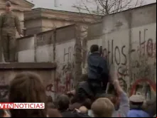 Momento da queda do Muro de Berlim