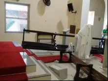 Capela São Bernardo após invasão 