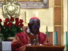 Cardeal Robert Sarah na Basílica de Guadalupe.