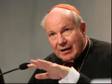 Cardeal Schönborn no lançamento de 'Amoris laetitia' no Vaticano em 2016