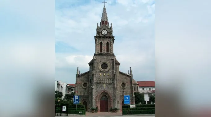 CatedralNingBo_WikipediaEndworldShi_CC-BY-SA-2.0.jpg ?? 