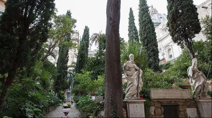 Cementerio_Teutonico_Nov2017_Daniel_Ibanez_ACI_1.jpg ?? 