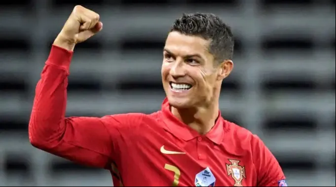 Cristiano-Ronaldo-gol-senal-cruz-Flickr-karsten-stalpaert-CC-BY-2.0-09082023.jpg ?? 