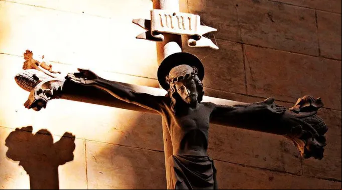 Crucifix-Pixabay-120719.jpg ?? 