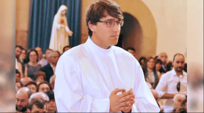 DiaconoJoaoNunoCastelhano_-_FotoOAmigodoPovo.jpg ?? 