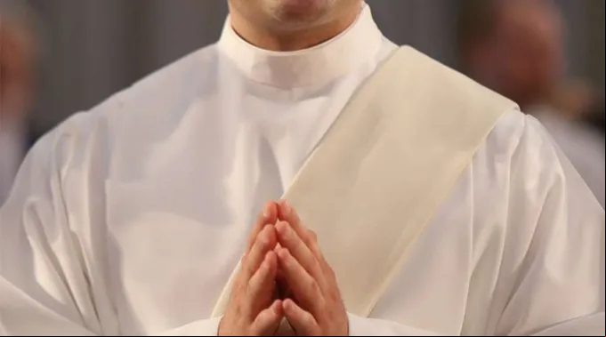 Dicono_DiocesisBoston_061117.jpg ?? 