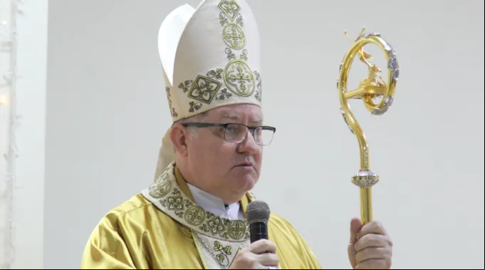 Dom-Adair_Guimaraes-Aborto_Foto-Facebook-Diocese-Formosa_20220411.jpg ?? 