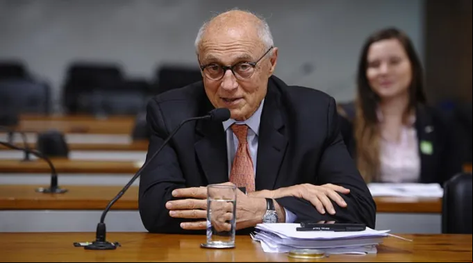 EdaurdoSuplicy_Wikimedia.jpg ?? 