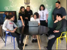Equipe que desenvolve o aplicativo do beato Carlo Acutis