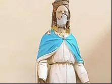 Estátua da Virgem Maria profanada pelo ISIS.