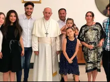 Família Caballero-Franco com o Papa Francisco