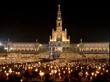 Procissão das velas no santuário de Fátima