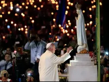 Papa Francisco na visita ao santuário de Fátima em 12 de maio de 2017