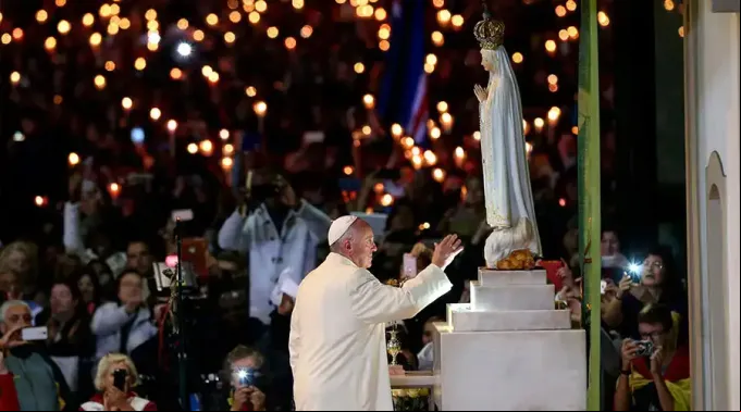 FatimaPapaFrancisco2017_070421.jpg ?? 