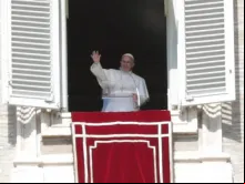 Papa no Ângelus.