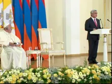 Papa Francisco e o Presidente da Armênia, Serzh Sargsián. Captura Youtube