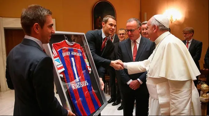 FranciscoBayer_BayerMunchen_2.jpg ?? 