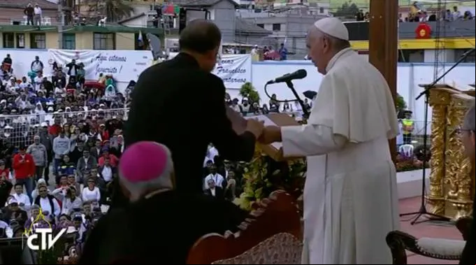 FranciscoDiscursoNoLeyoQuinche_CapturaYoutube_080715.jpg ?? 