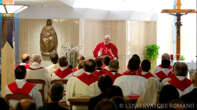 FranciscoMisa_LOsservatoreRomano3.jpg ?? 