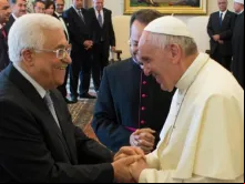 Mahmoud Abbas recebido pelo Papa Francisco no Vaticano. Foto L'Osservatore Romano