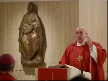 Papa na Missa celebrada na Casa Santa Marta.